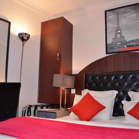 Hotel Regina Montmartre Paryż Zewnętrze zdjęcie